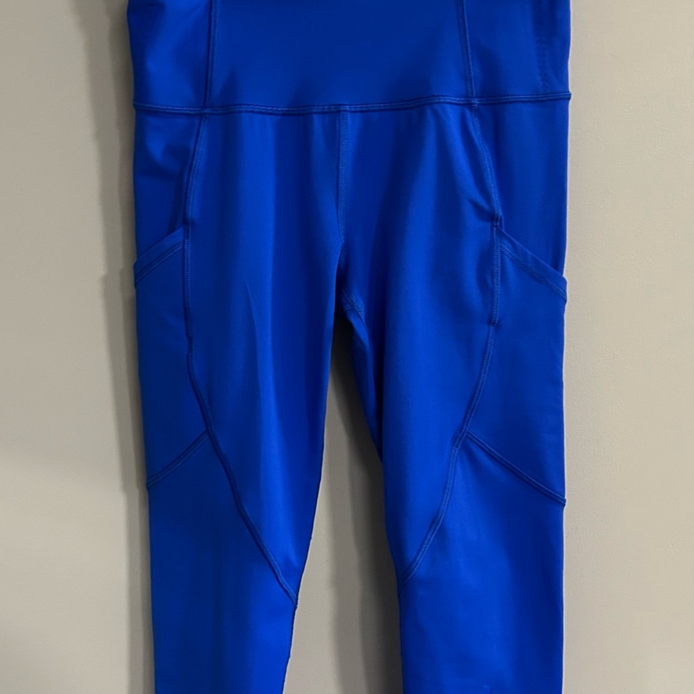 Lululemon cropped 19” leggings cobalt Blue